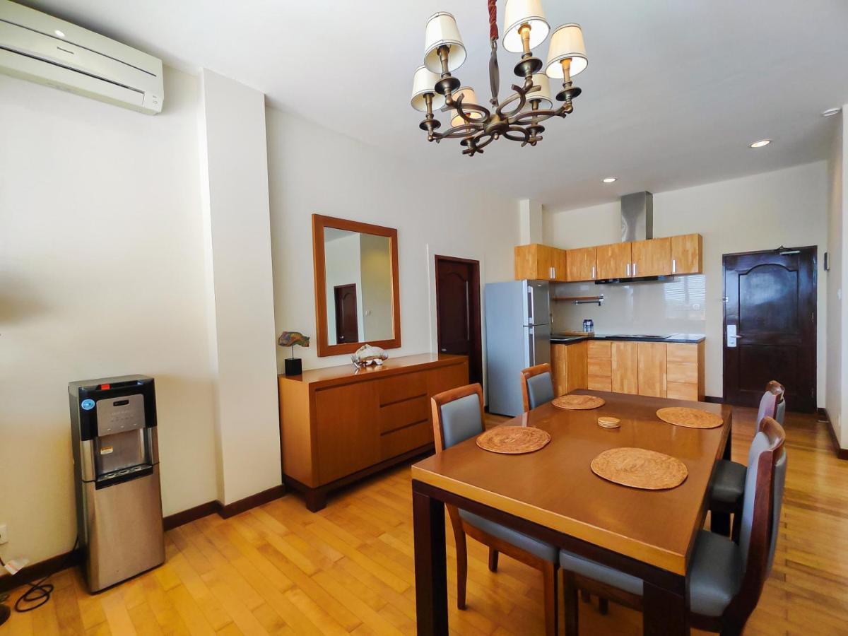 Deluxe Apartment