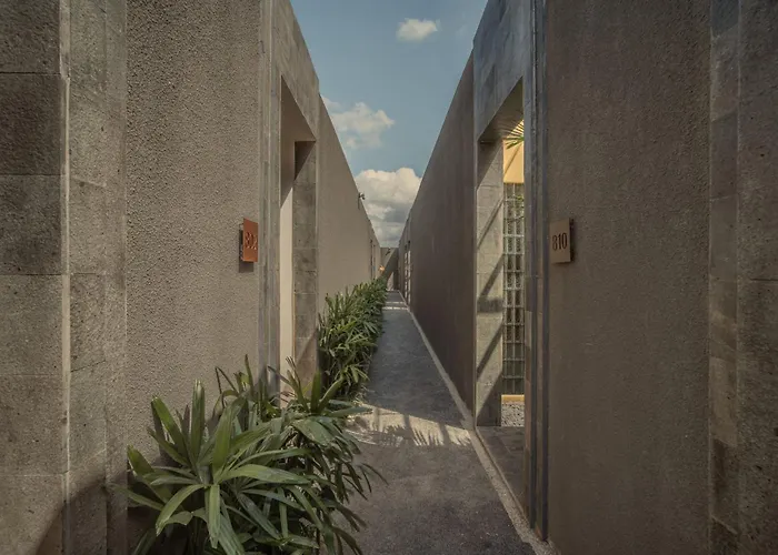 Leedon Villa Seminyak By Ini Vie Hospitality - Newly Opening