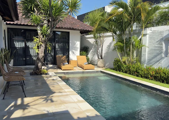 The Kon'S Villa Bali Seminyak